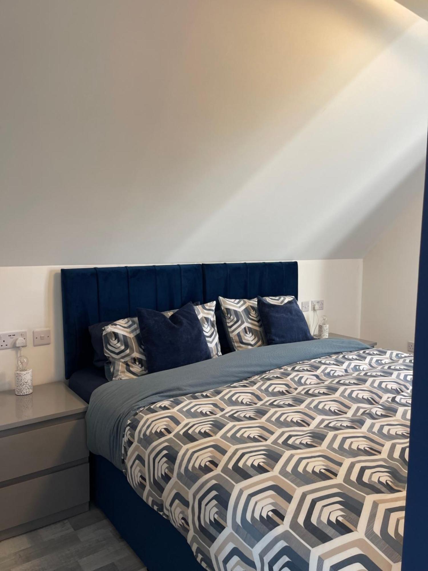 Lochside Loft - Self Catering Apartment For 2 In A Great Location For Inverness Airport And Both Cabot Highlands & Nairn Golf Courses Luaran gambar